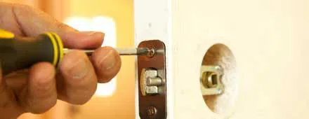 Affordable Locksmith Services Arvada, CO 303-481-7917 - 24-hour-lock-key-01